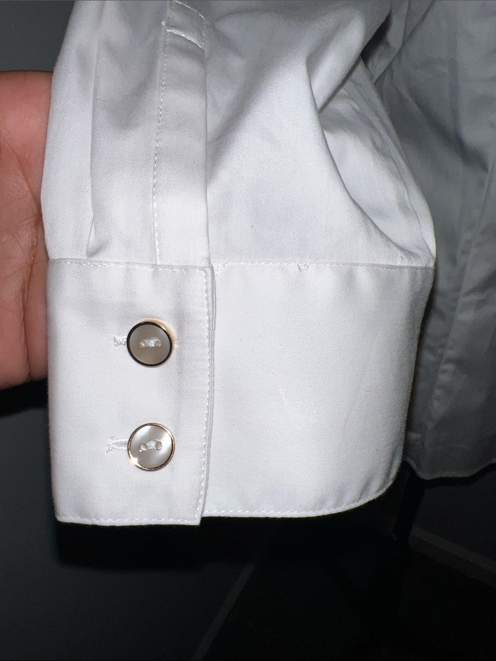 Cache White Button-Front Women’s Shirt with Front Ruching - Picture 6 of 7